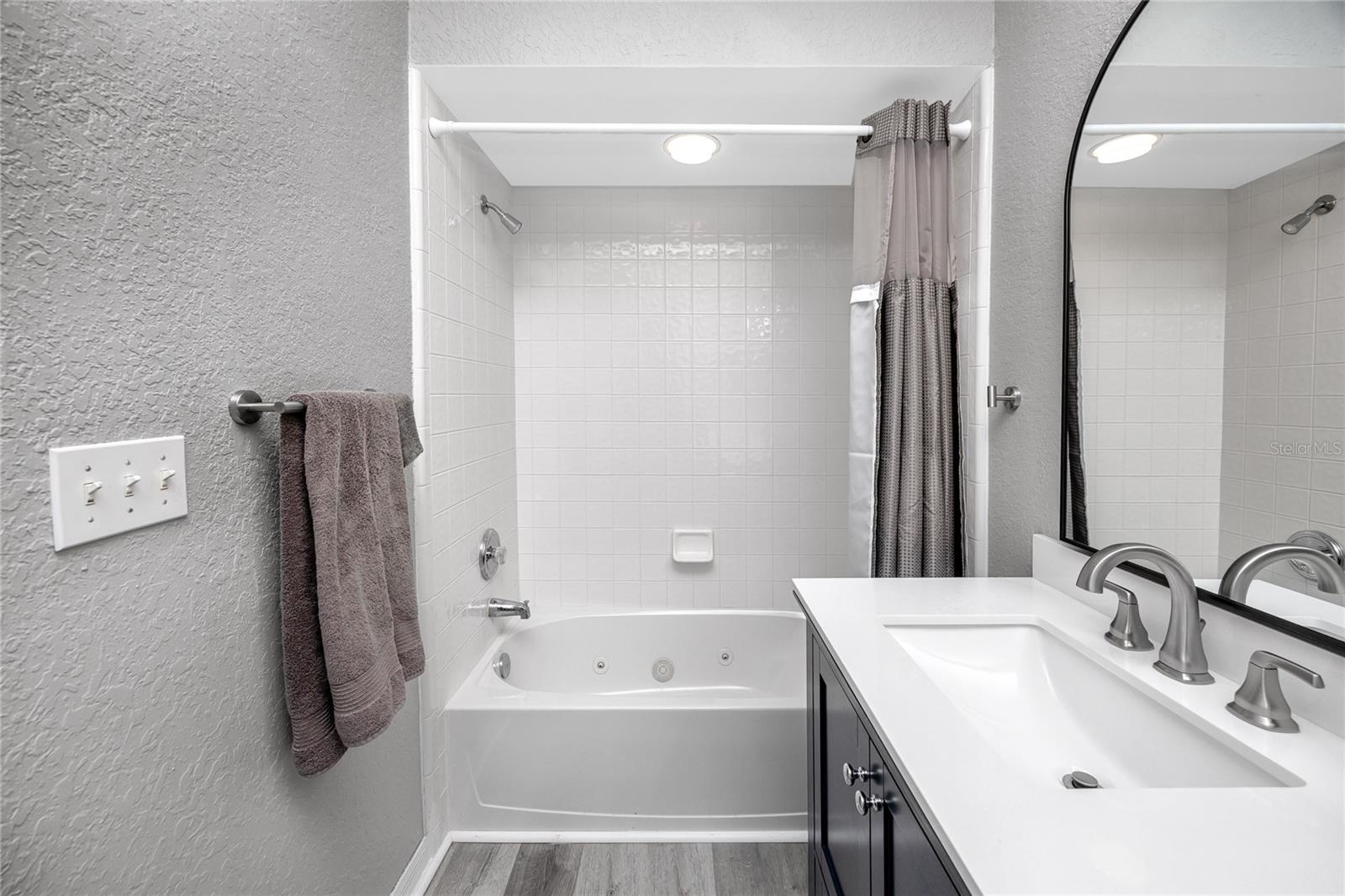 Image 28 of 34 For 4616 Mirabella Court