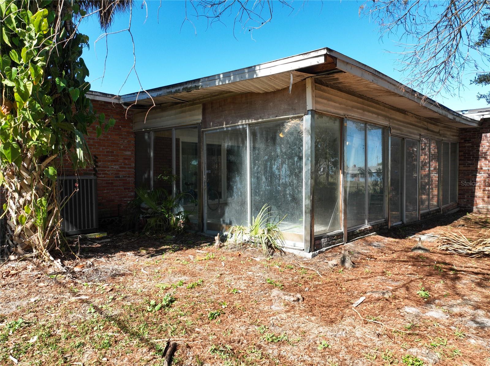 Image 53 of 68 For 811 Lake Mann Drive