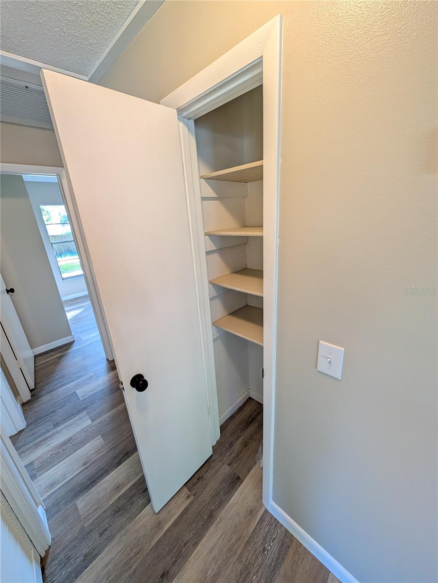 Image 7 of 20 For 11513 Valencia Drive A