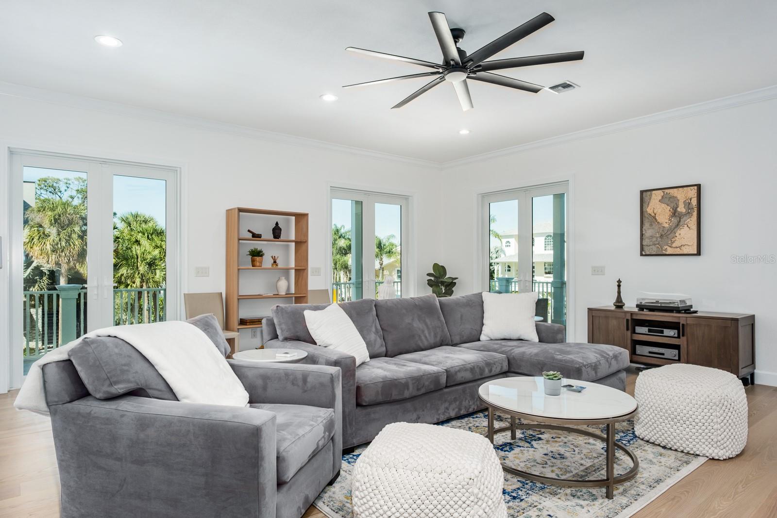 Image 16 of 89 For 1700 Oyster Point Way