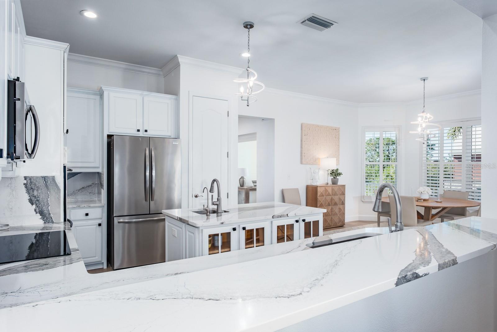 Image 22 of 89 For 1700 Oyster Point Way