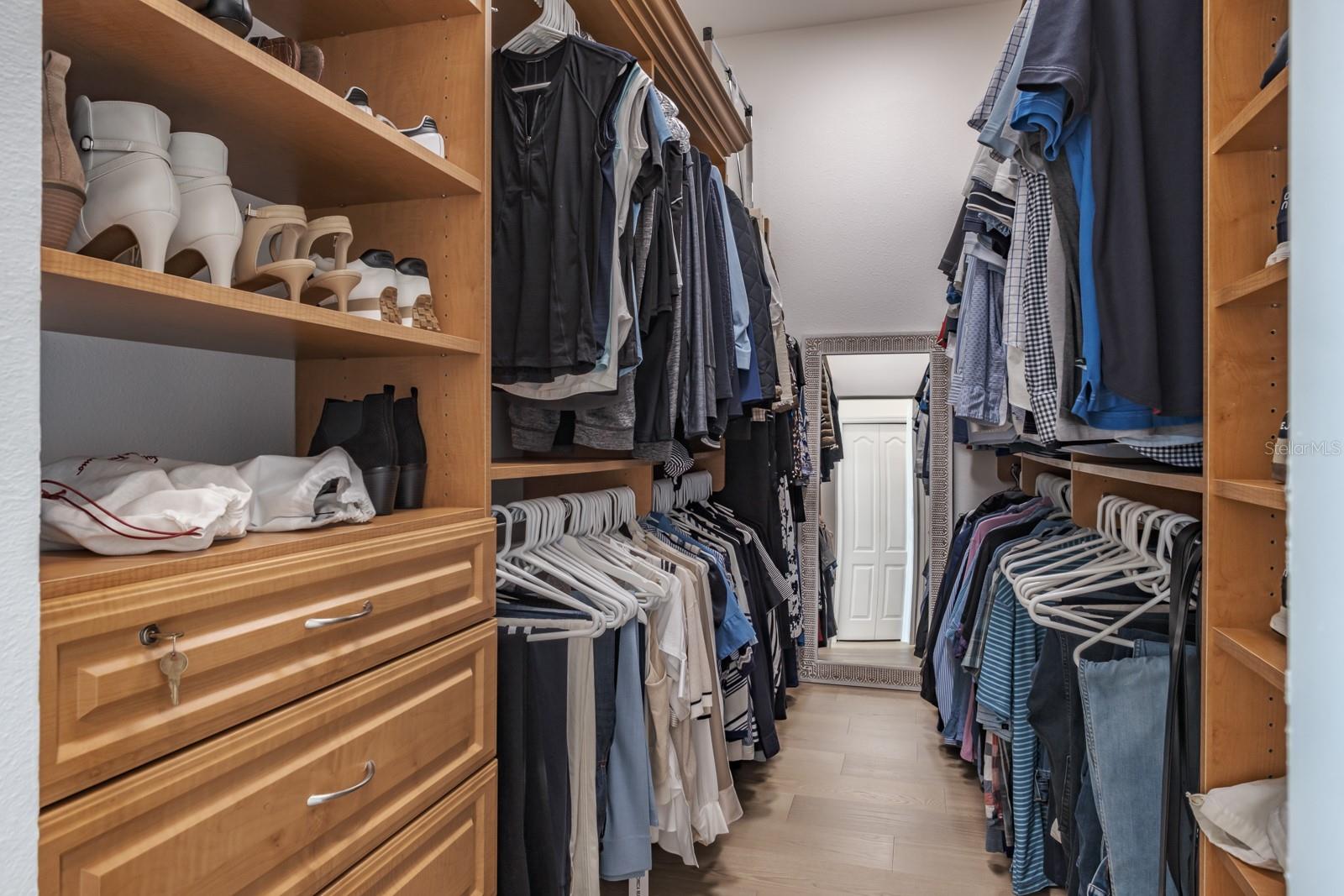 Image 41 of 89 For 1700 Oyster Point Way