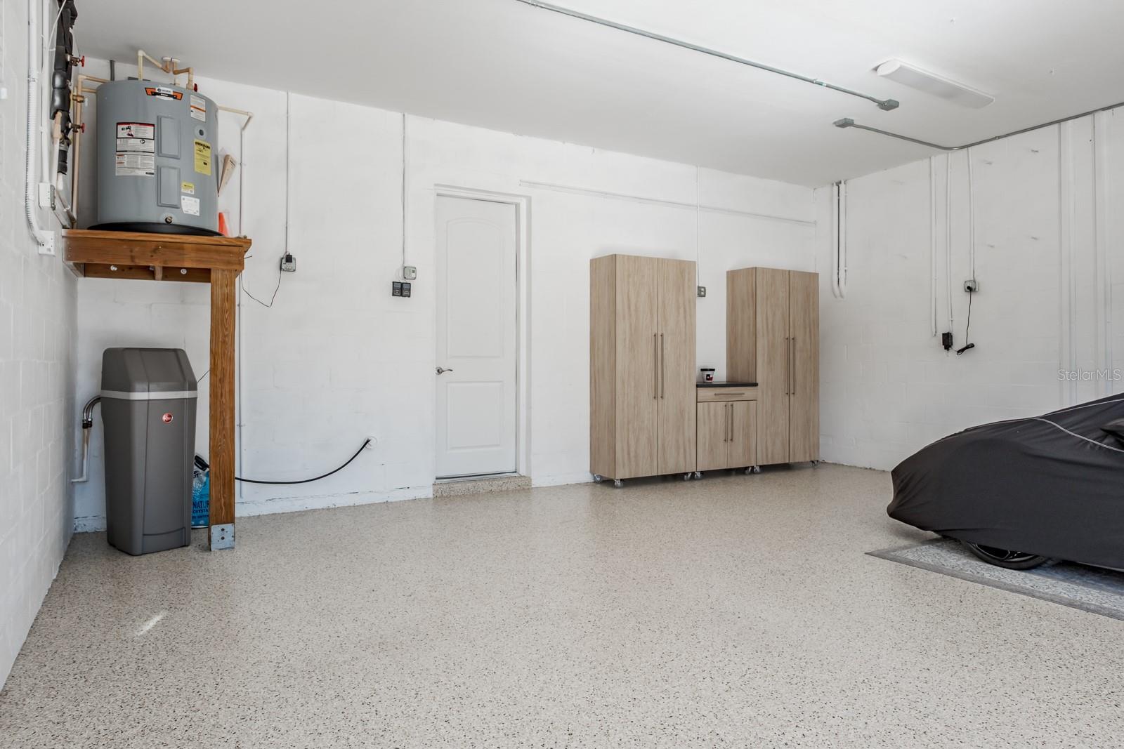 Image 56 of 89 For 1700 Oyster Point Way