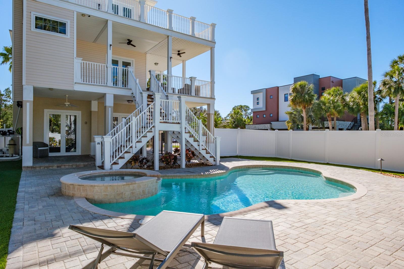 Image 60 of 89 For 1700 Oyster Point Way