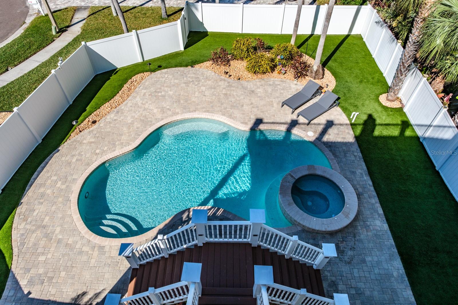 Image 80 of 89 For 1700 Oyster Point Way