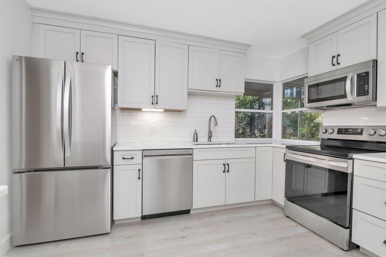 Listing photo id 0 for 236 North Street