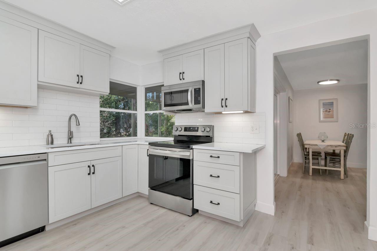 Listing photo id 19 for 236 North Street