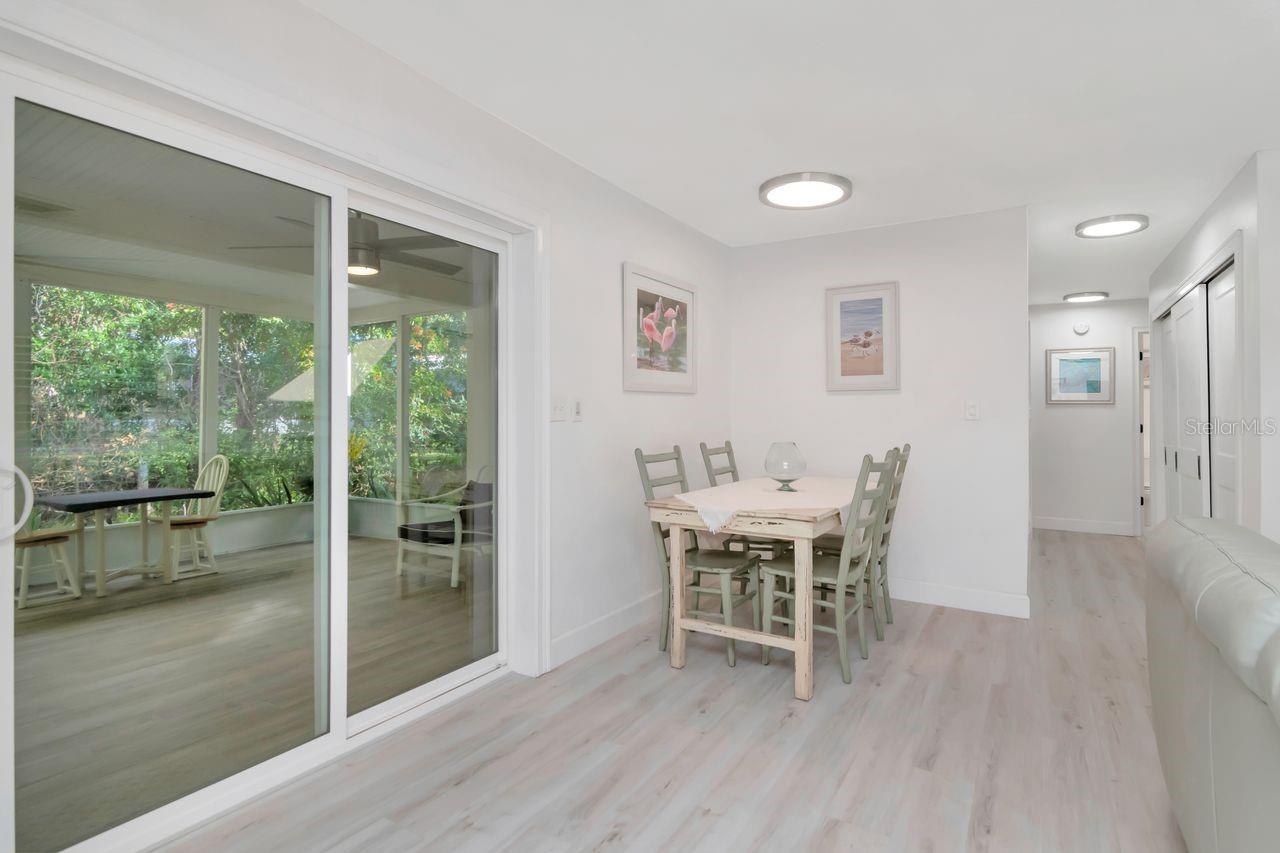 Listing photo id 21 for 236 North Street