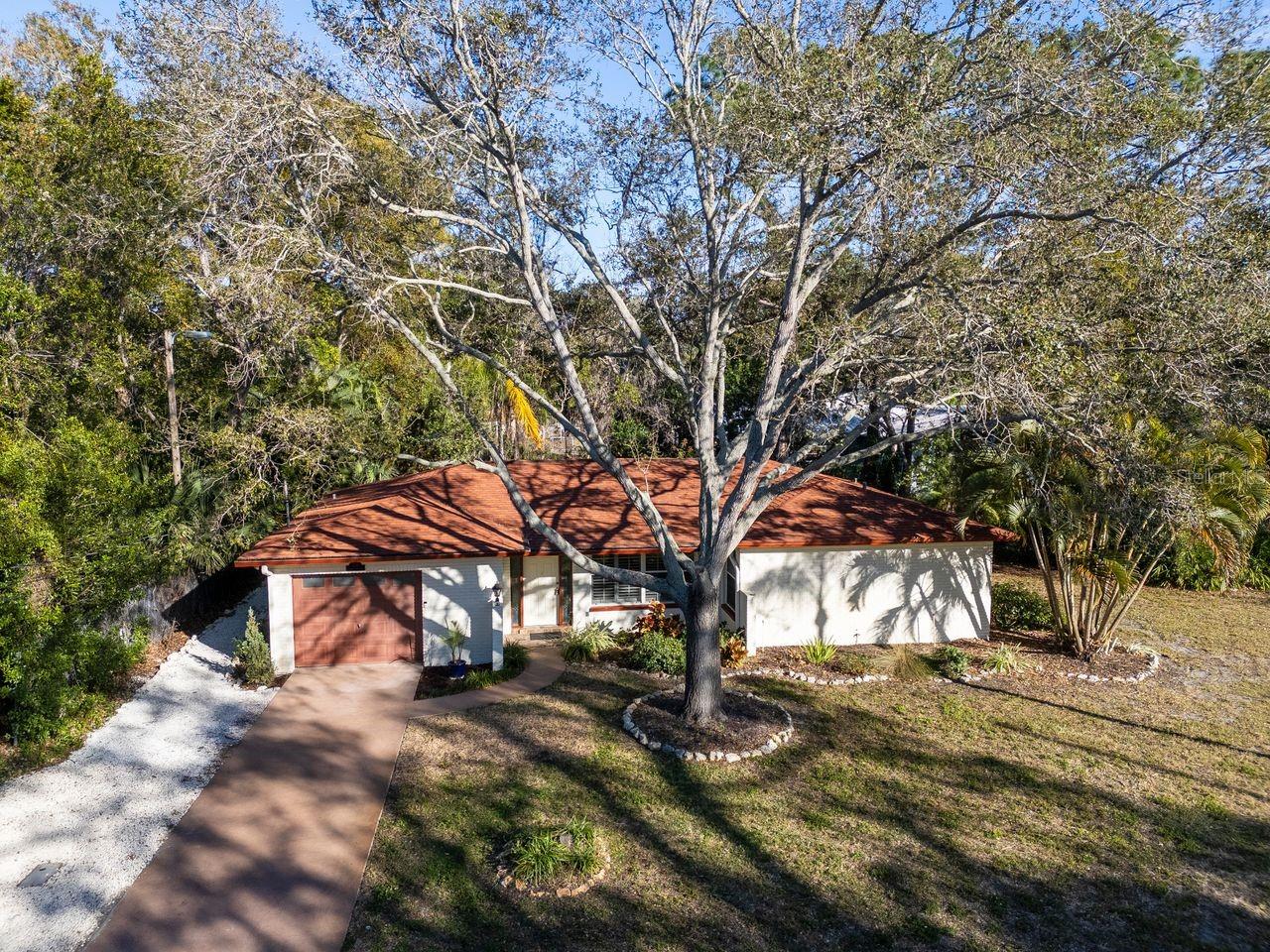 Listing photo id 30 for 236 North Street