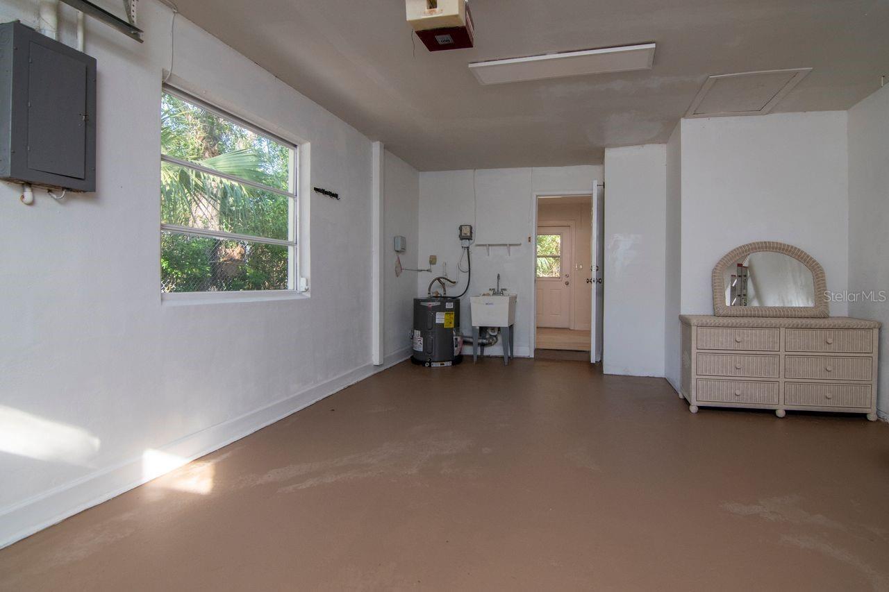 Listing photo id 36 for 236 North Street