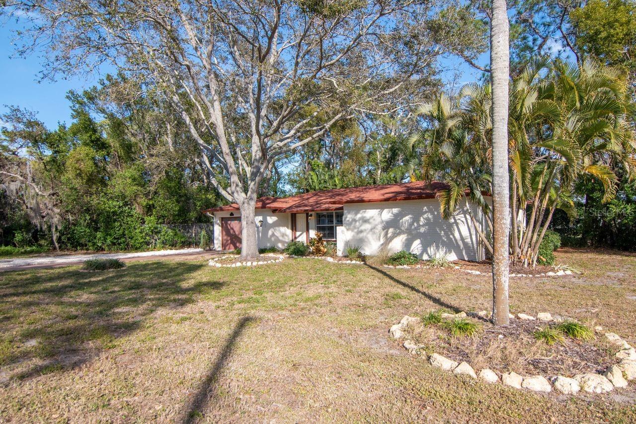 Listing photo id 48 for 236 North Street