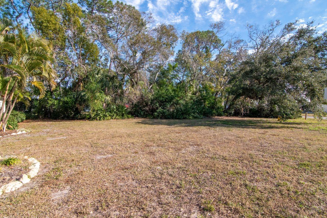 Listing photo id 52 for 236 North Street