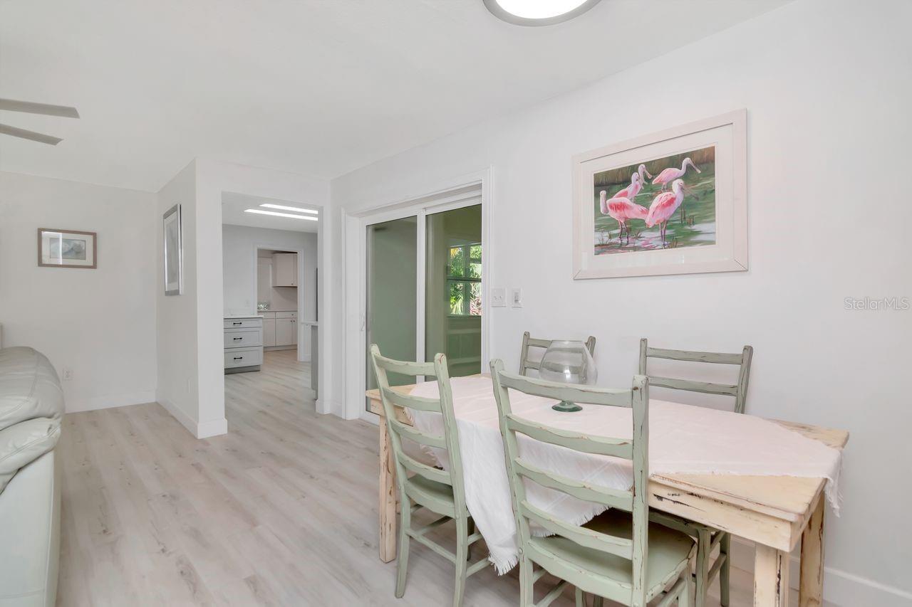 Listing photo id 7 for 236 North Street