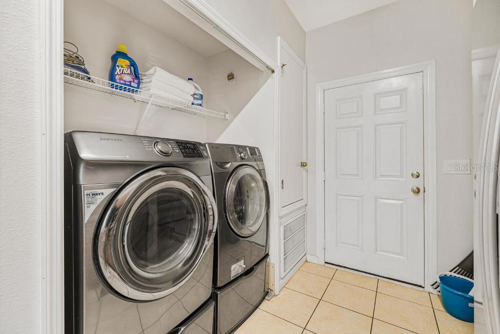 Image 11 of 24 For 318 Patterson Street