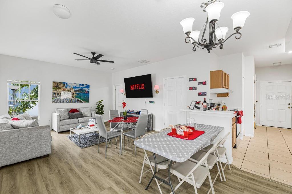 Image 2 of 24 For 318 Patterson Street