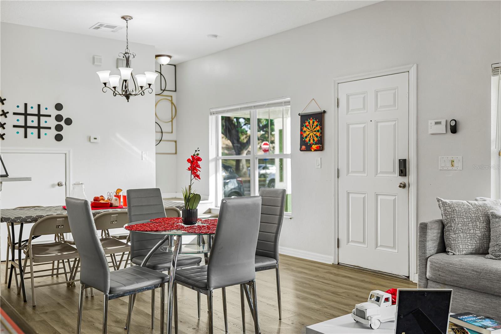 Image 3 of 24 For 318 Patterson Street