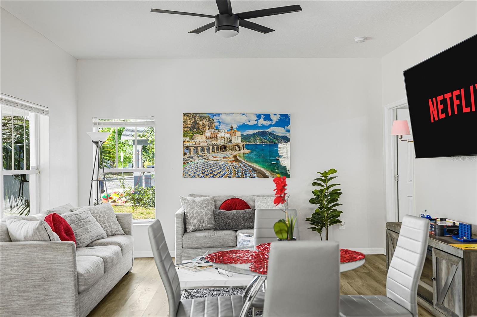 Image 4 of 24 For 318 Patterson Street