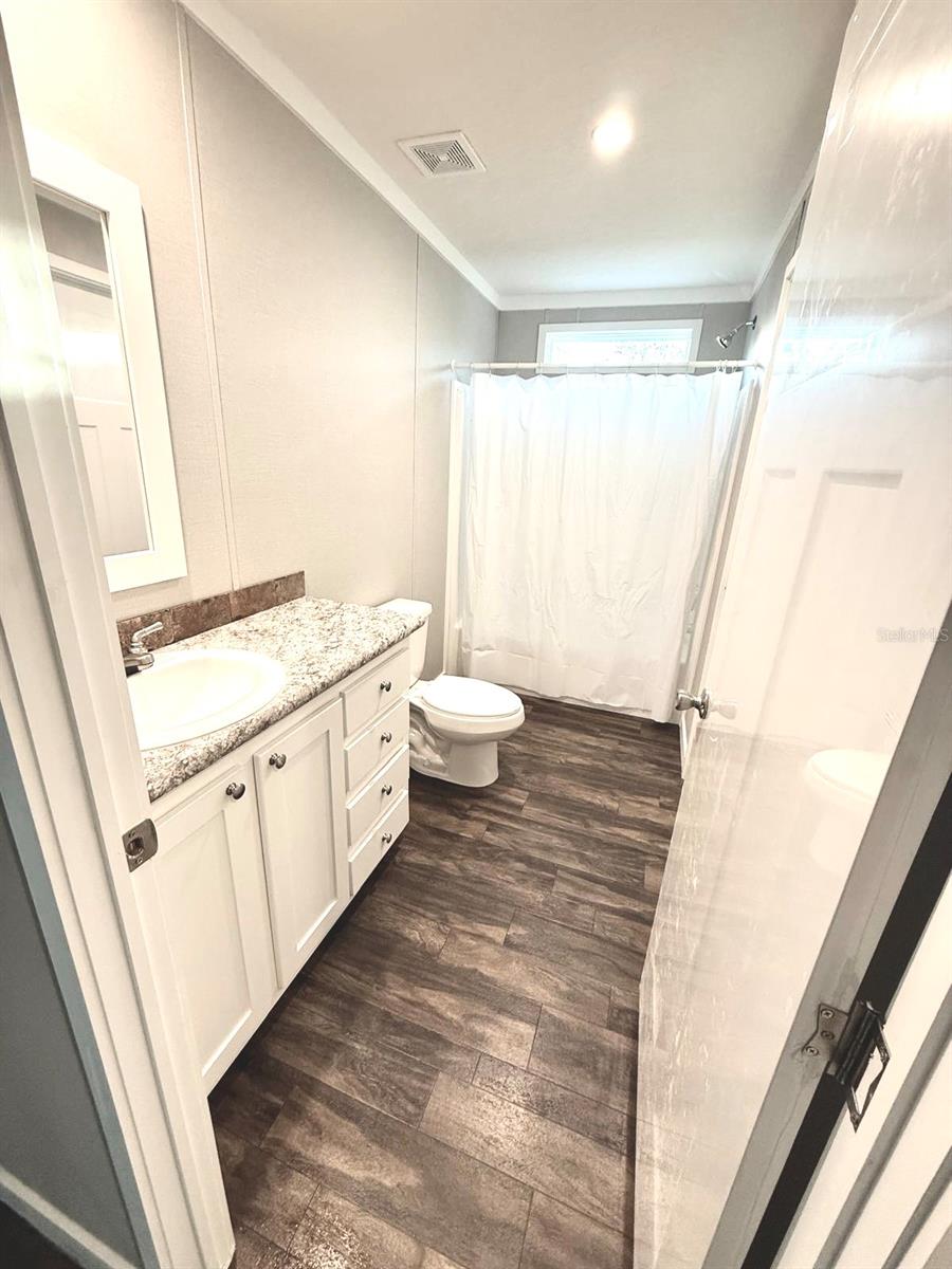 Image 13 of 15 For 15356 Apache Drive