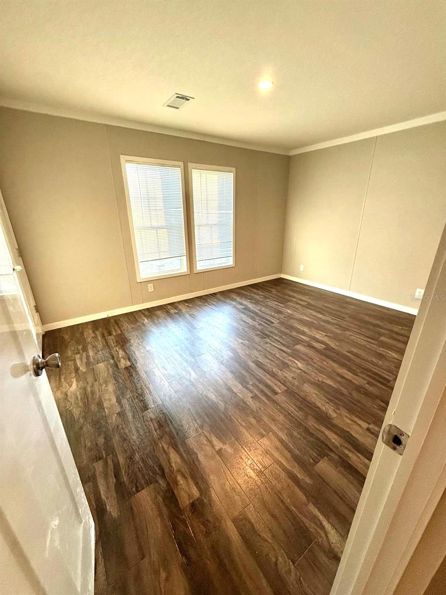 Image 15 of 15 For 15356 Apache Drive