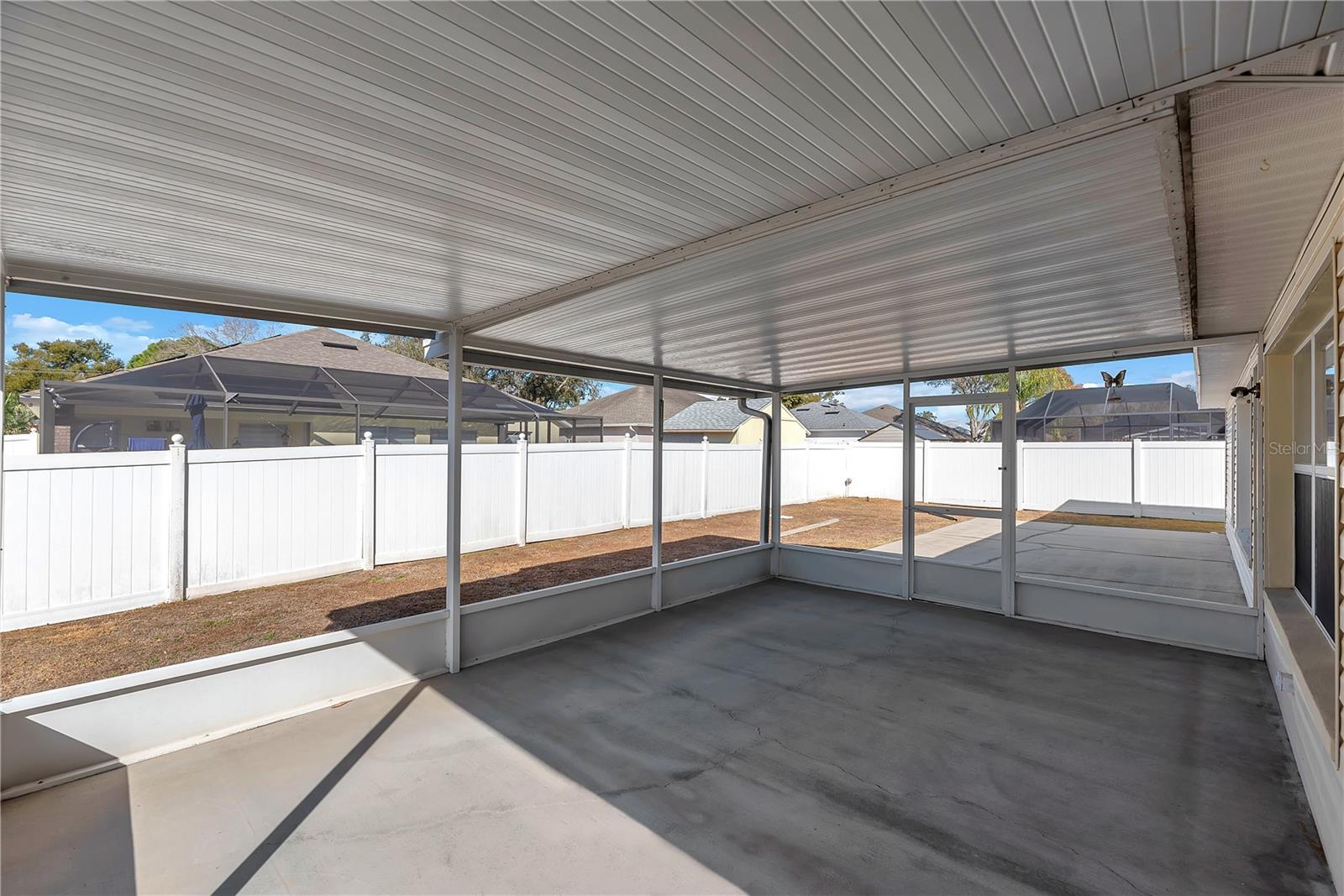 Image 24 of 33 For 2332 Towering Oaks Circle