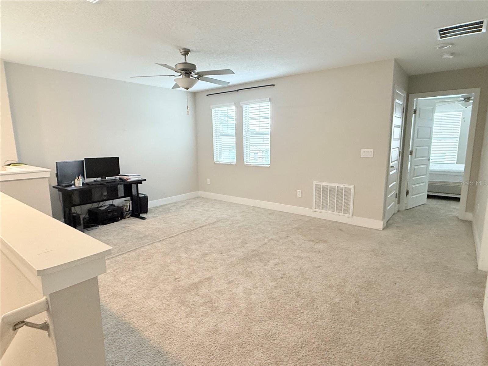 Image 21 of 43 For 9738 Little Bluestem Drive