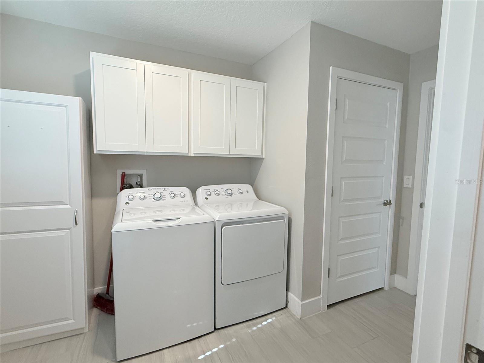 Image 30 of 43 For 9738 Little Bluestem Drive