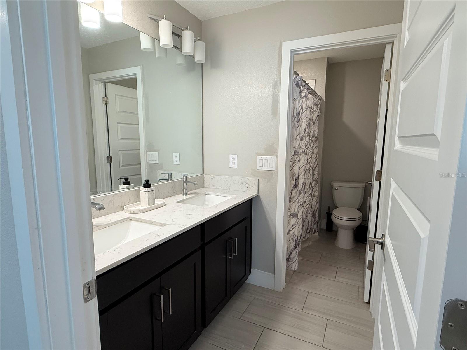 Image 34 of 43 For 9738 Little Bluestem Drive