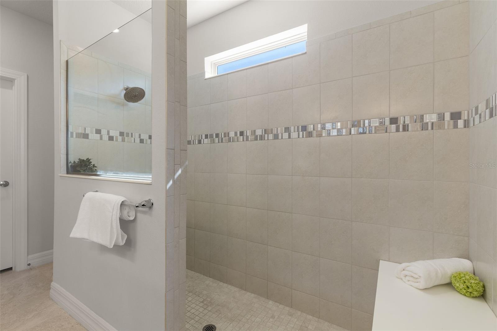 Listing photo id 14 for 11119 Green Harvest Drive