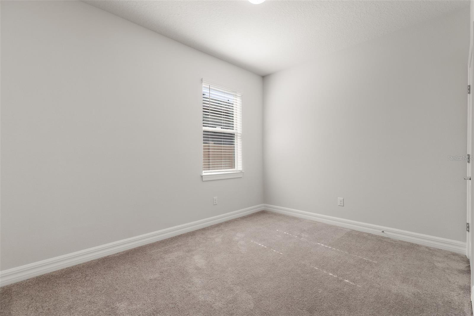 Listing photo id 18 for 11119 Green Harvest Drive