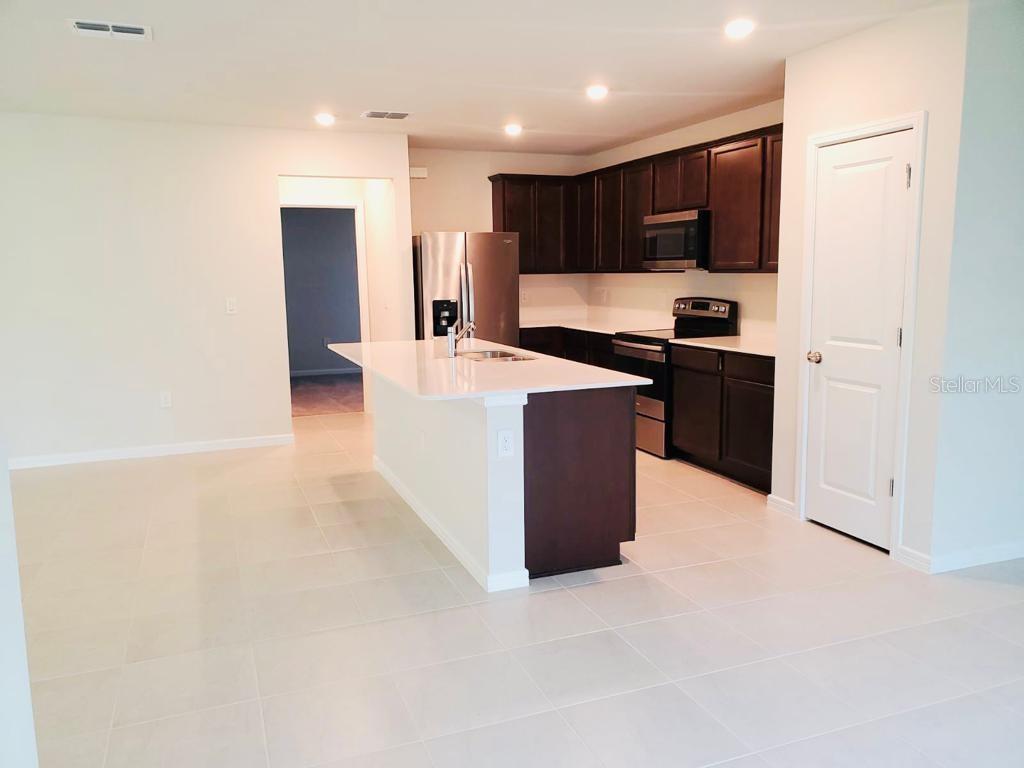 Image 3 of 10 For 30579 Gilbern Road