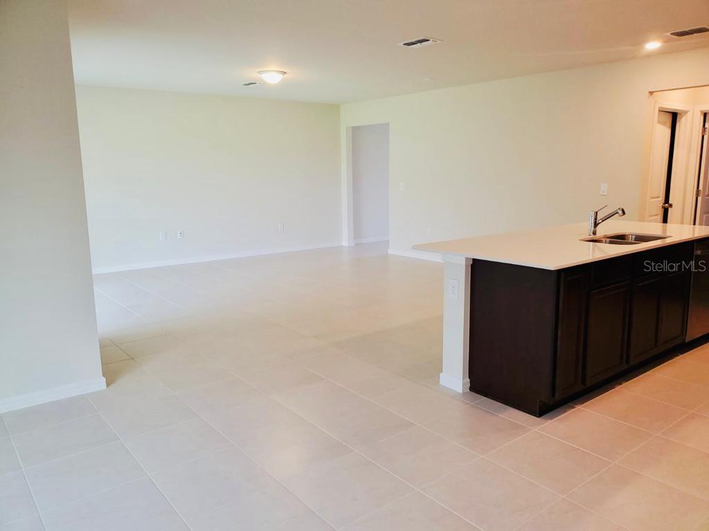 Image 4 of 10 For 30579 Gilbern Road