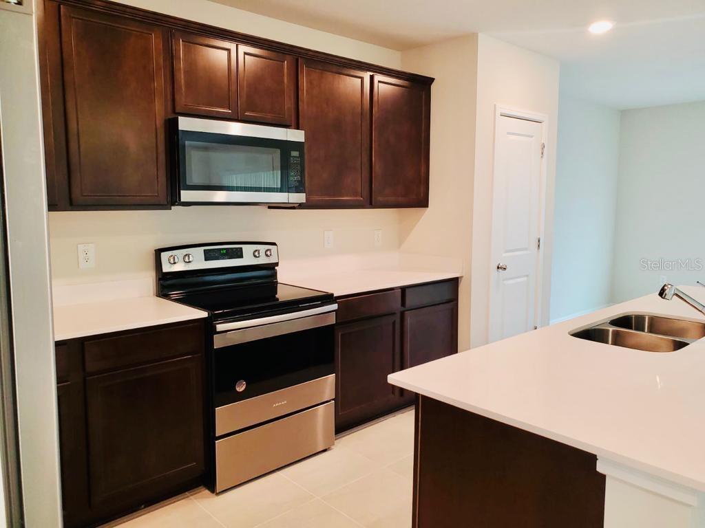 Image 5 of 10 For 30579 Gilbern Road