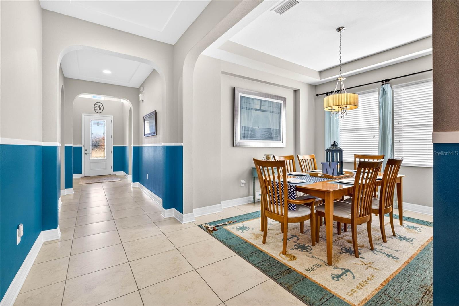 Listing photo id 8 for 7035 Peregrina Loop