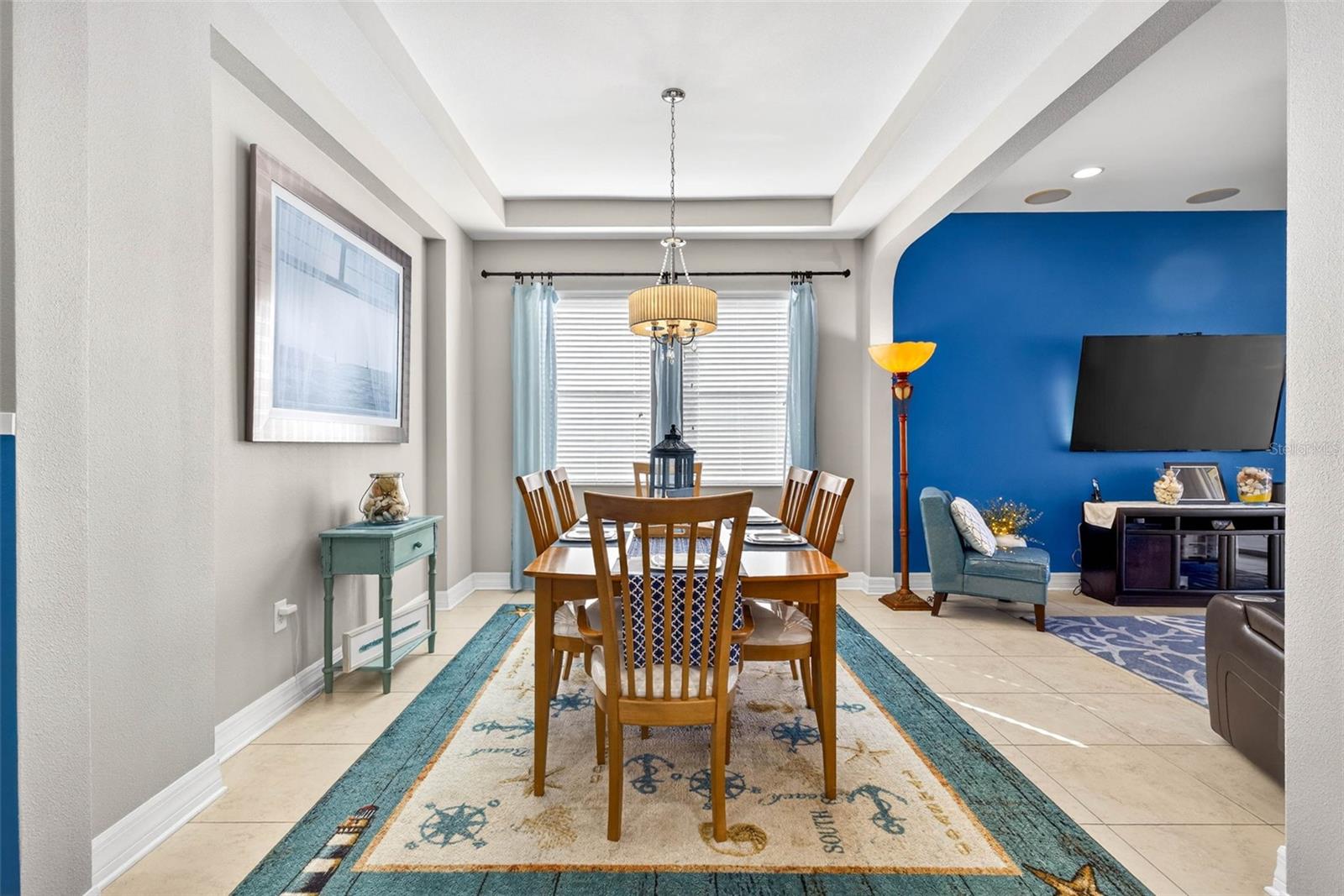 Listing photo id 9 for 7035 Peregrina Loop