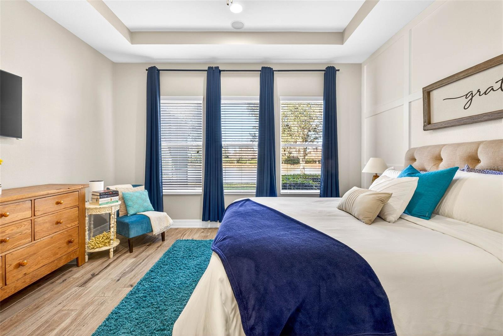 Listing photo id 30 for 7035 Peregrina Loop