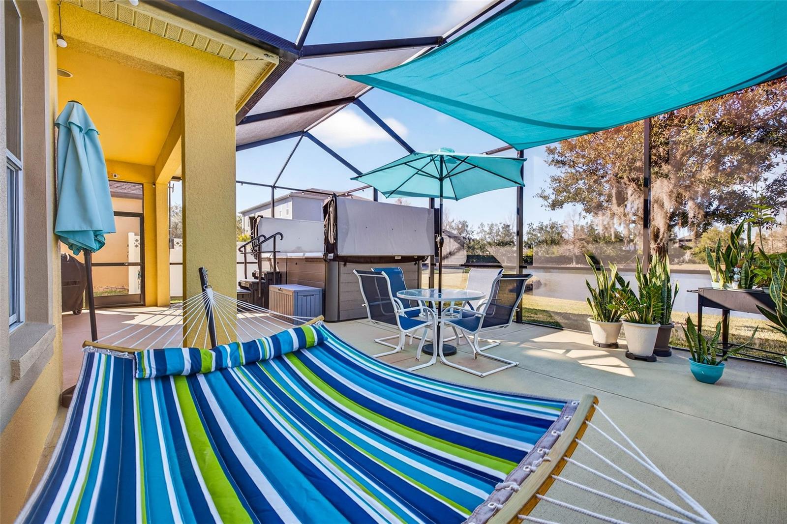 Listing photo id 2 for 7035 Peregrina Loop