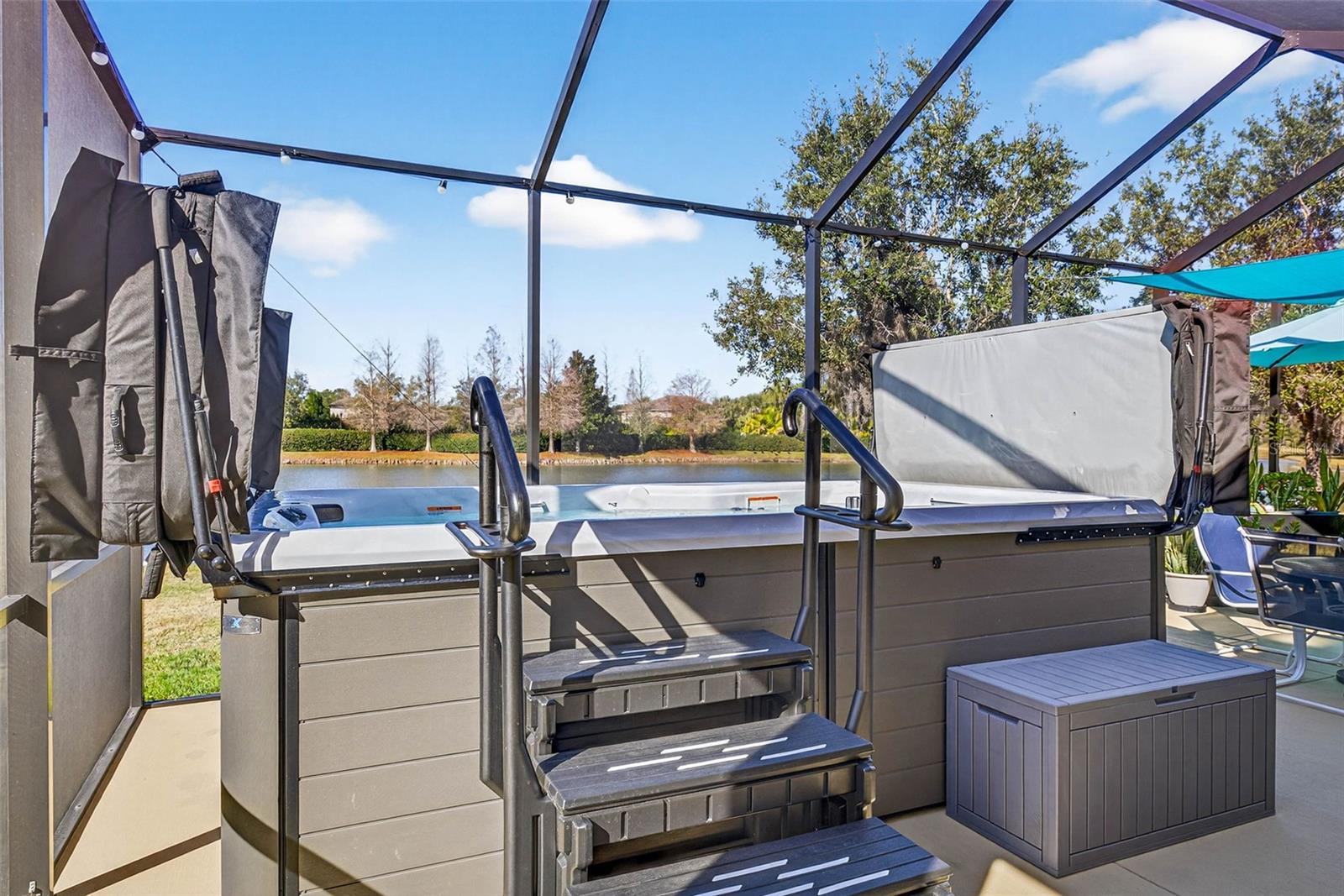 Listing photo id 48 for 7035 Peregrina Loop