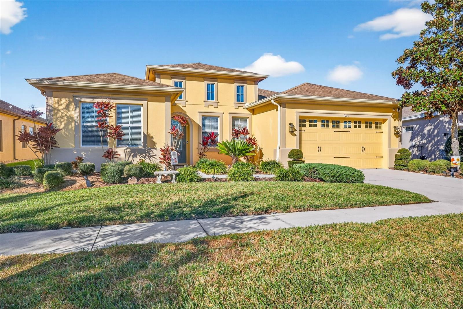 Listing photo id 4 for 7035 Peregrina Loop