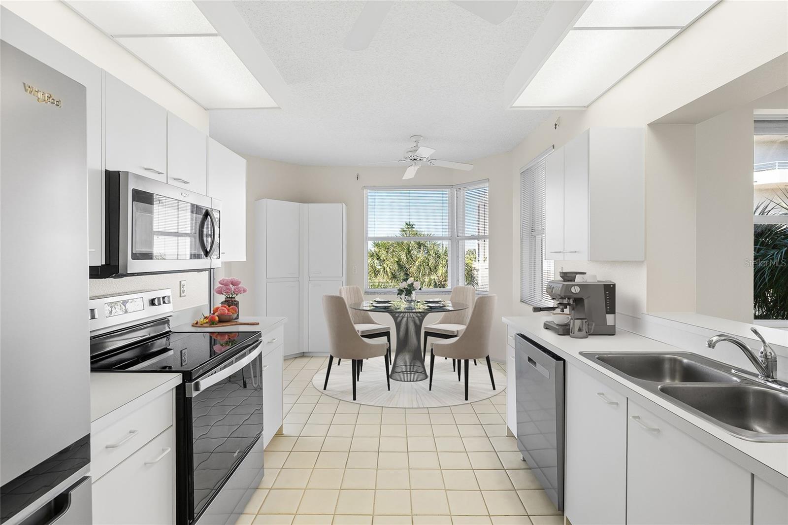 Image 11 of 75 For 8001 Sailboat Key Boulevard S 201