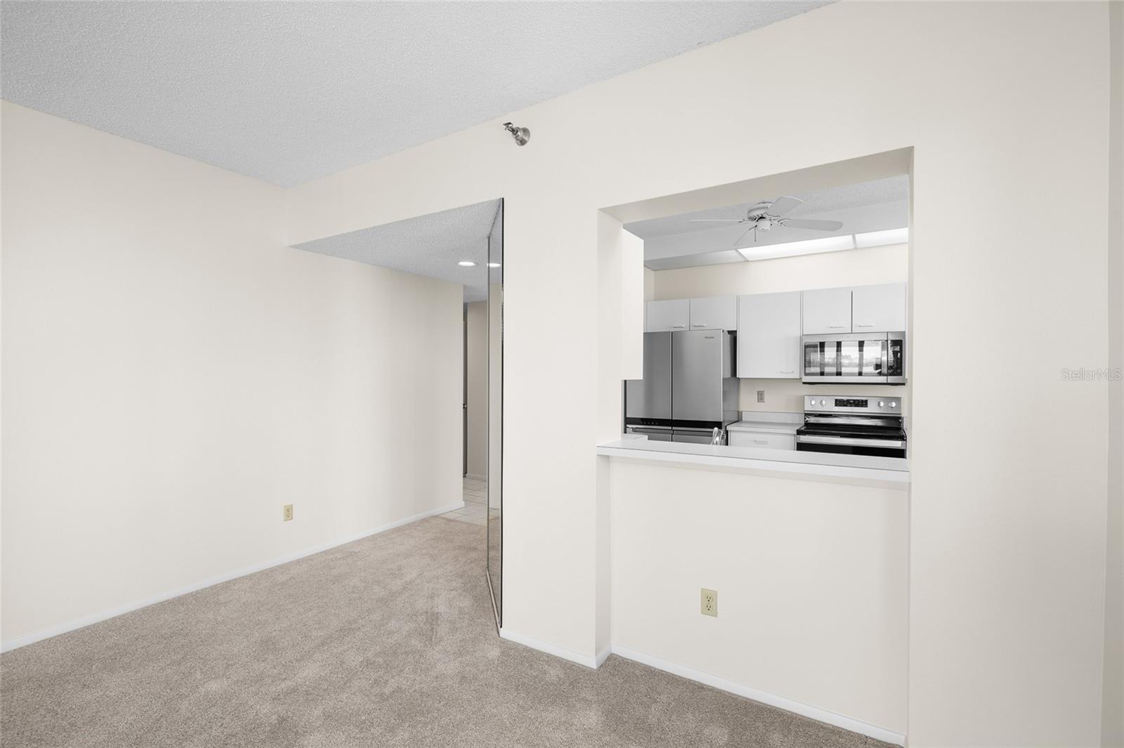 Image 22 of 75 For 8001 Sailboat Key Boulevard S 201