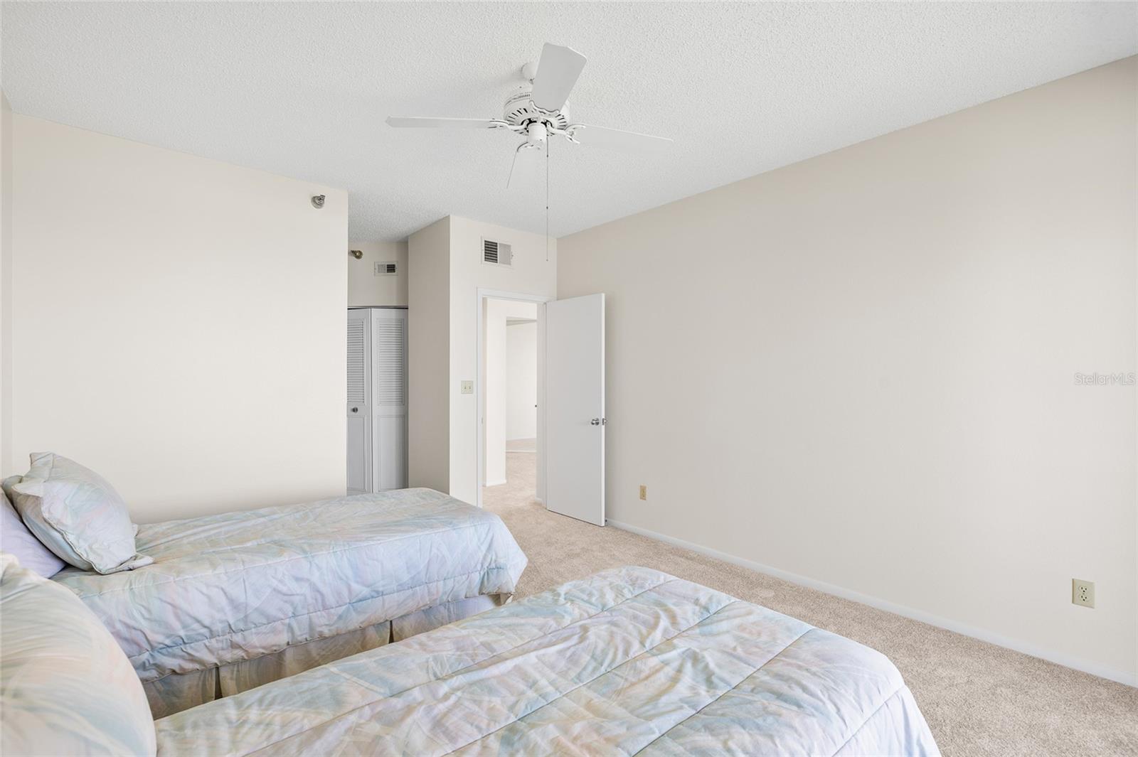 Image 26 of 75 For 8001 Sailboat Key Boulevard S 201