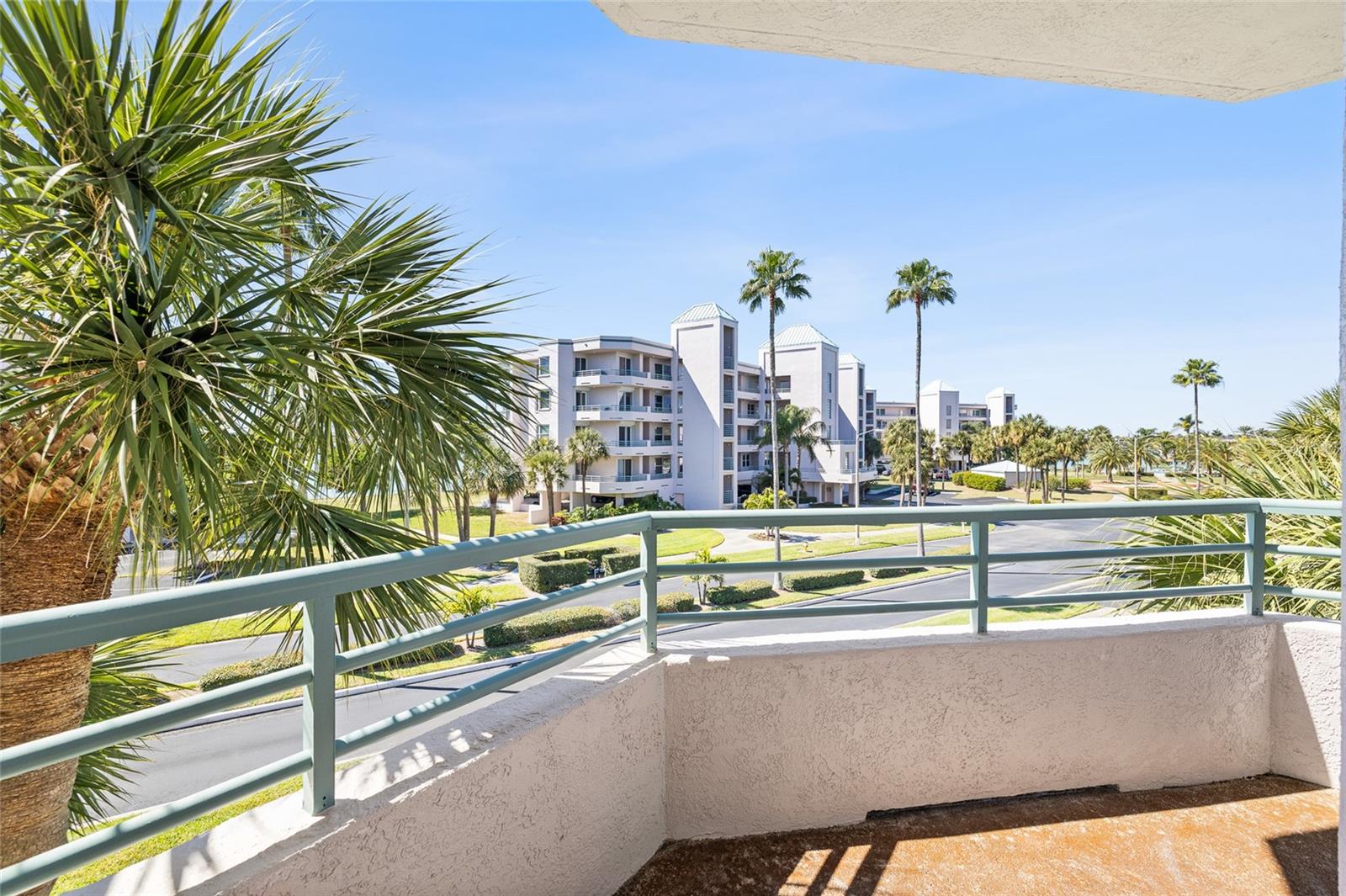 Image 7 of 75 For 8001 Sailboat Key Boulevard S 201