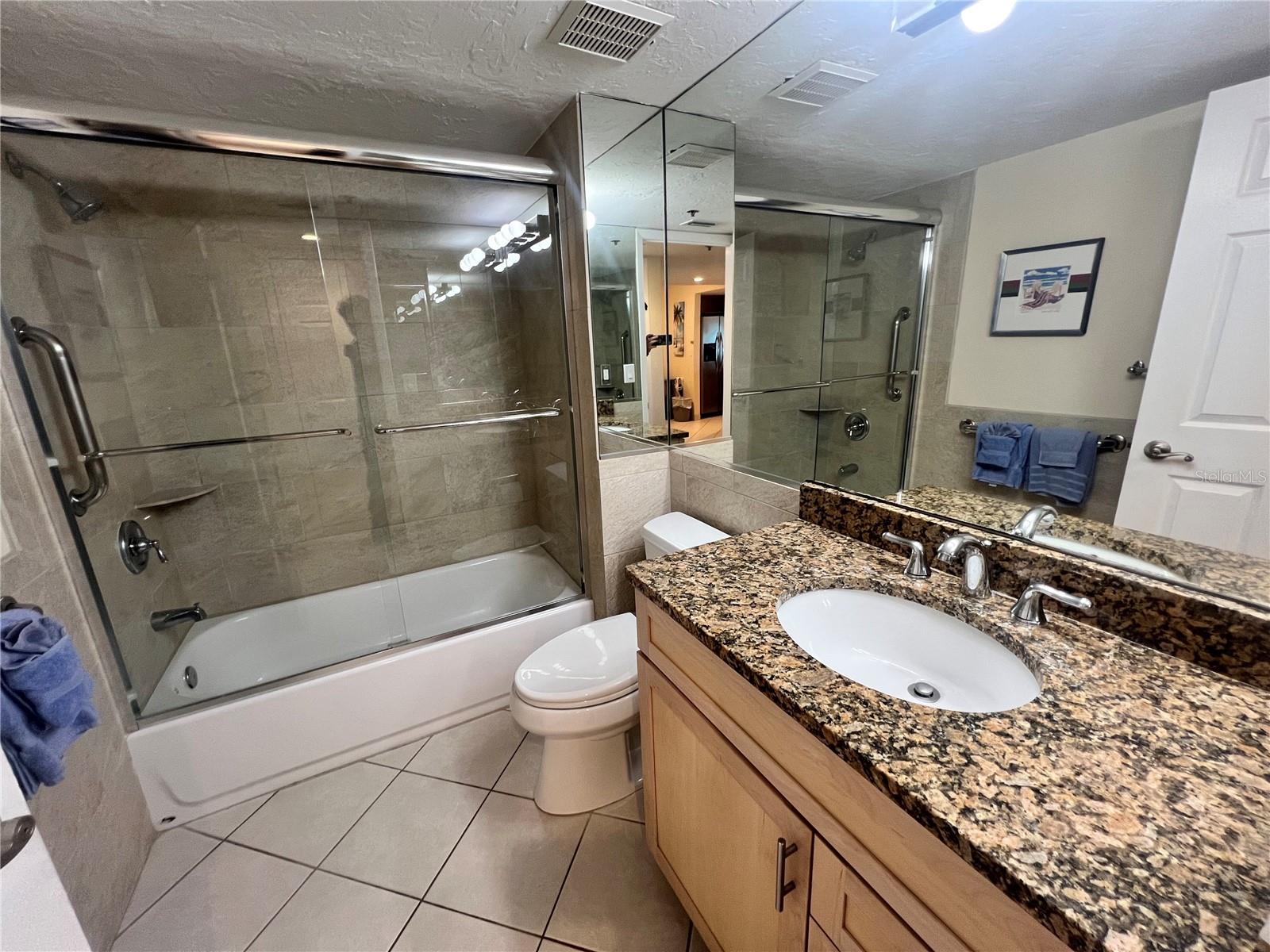 Image 13 of 43 For 1001 Point Of Rocks Road 412