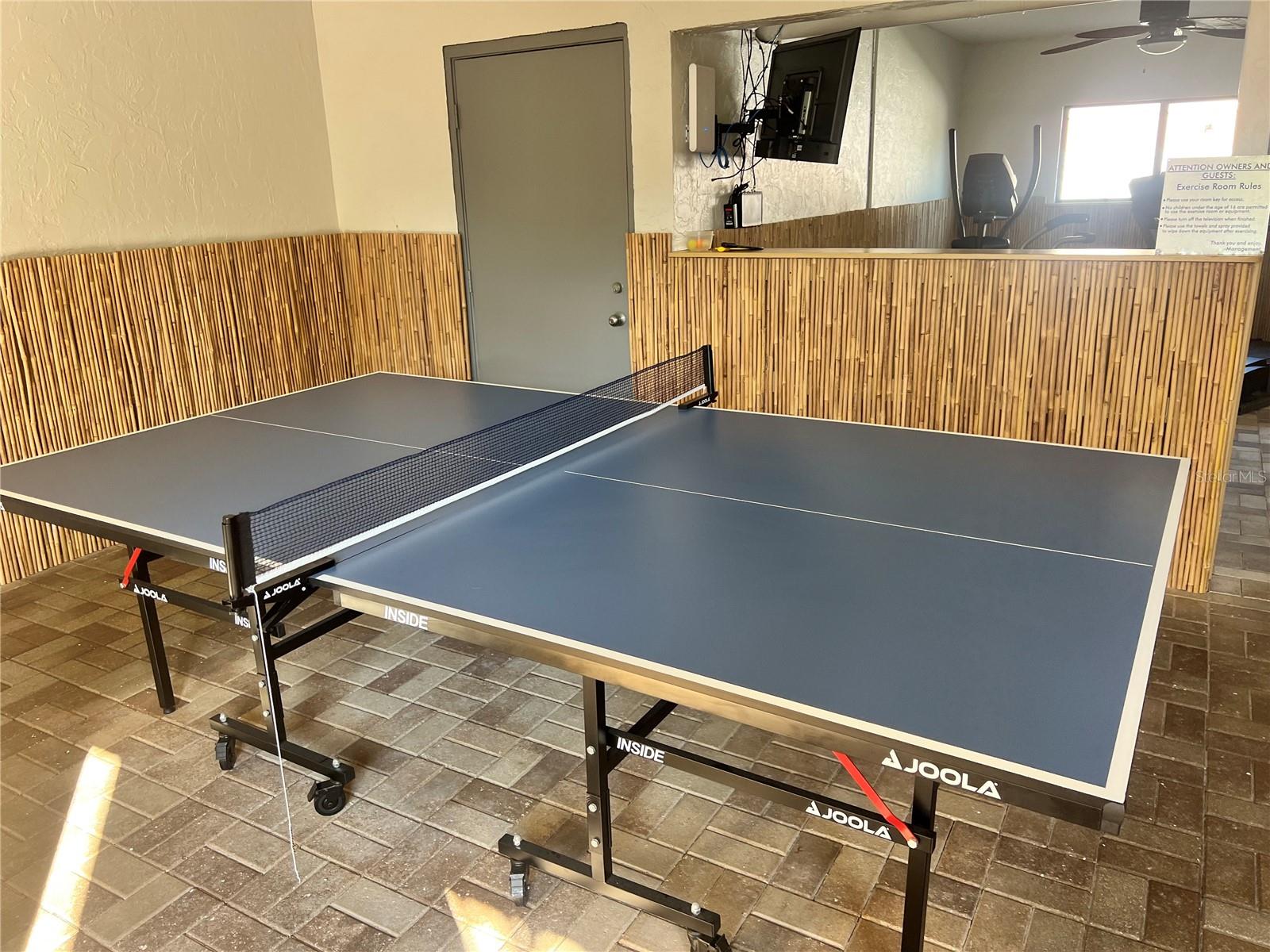 Image 36 of 43 For 1001 Point Of Rocks Road 412