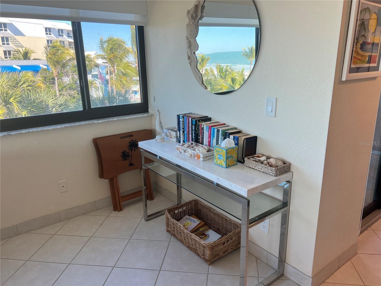 Image 8 of 43 For 1001 Point Of Rocks Road 412