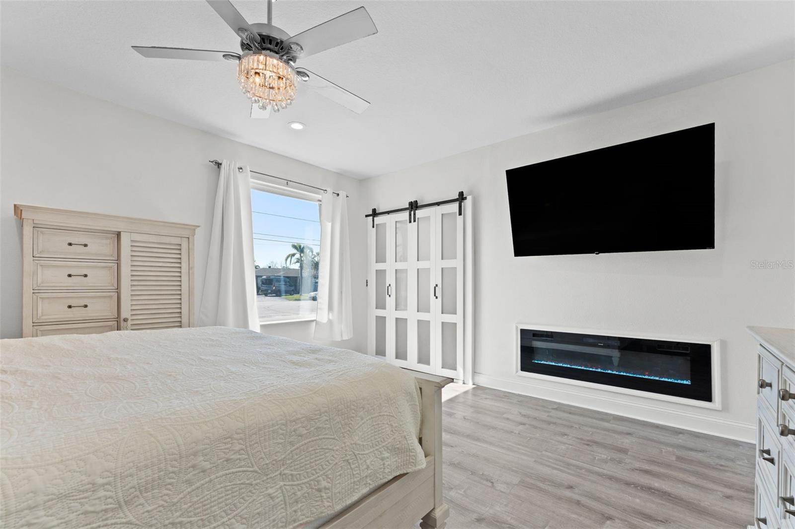 Image 17 of 46 For 7811 1st Avenue S