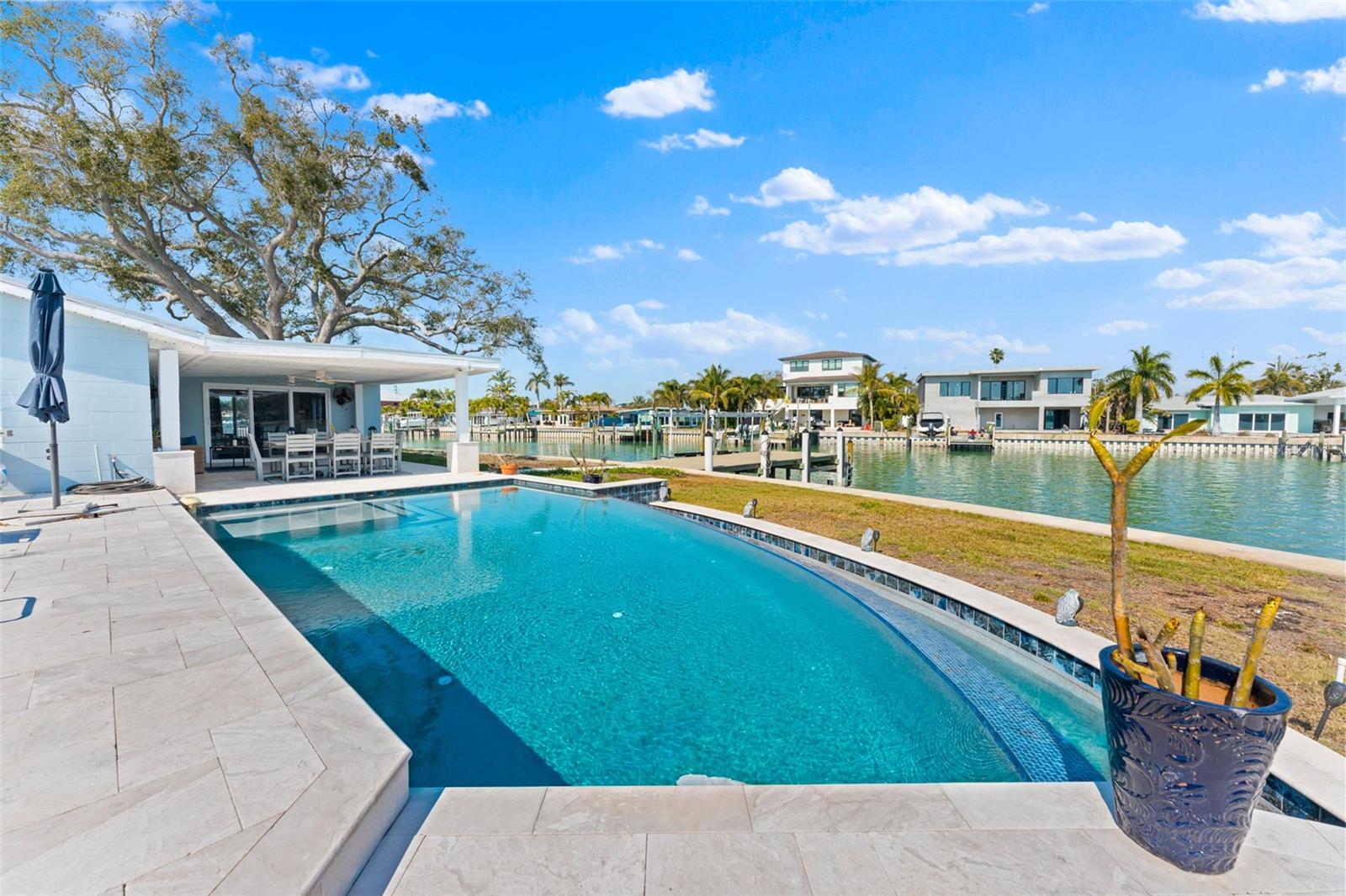 Image 34 of 46 For 7811 1st Avenue S