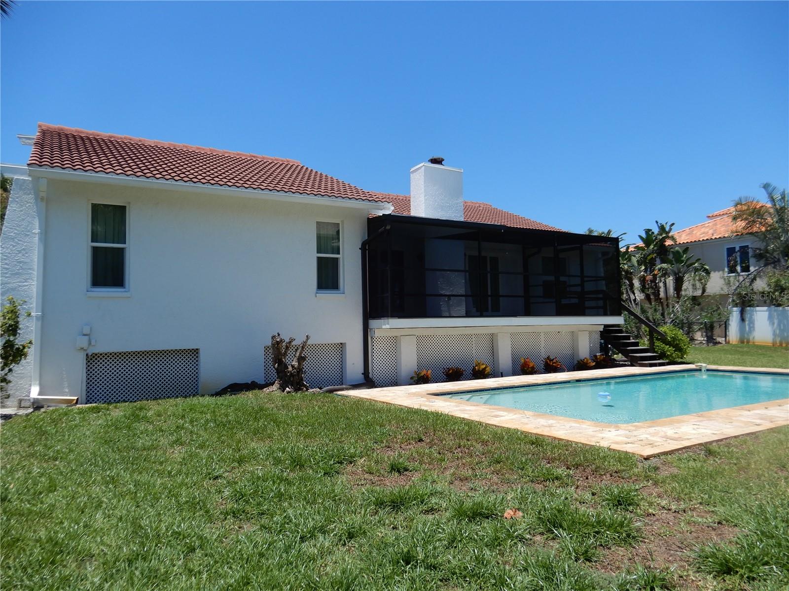 Image 18 of 36 For 853 2nd Avenue S