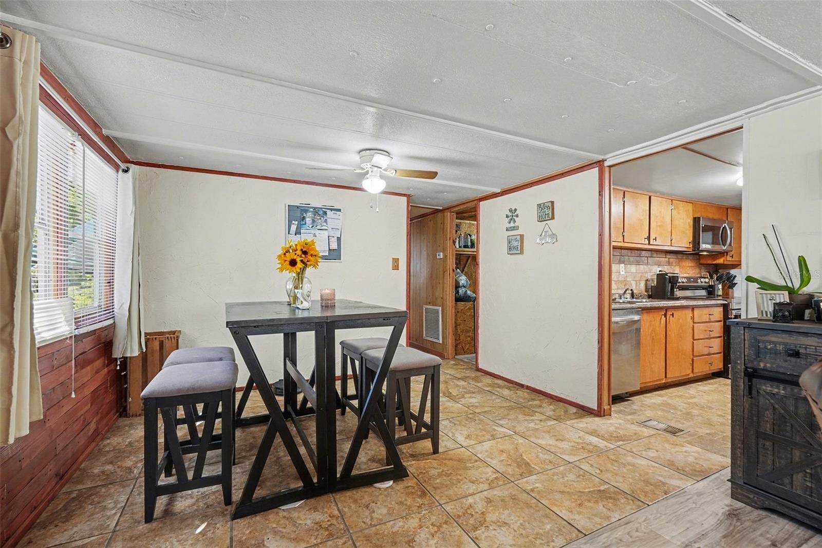 Image 11 of 49 For 4654 Ryals Road