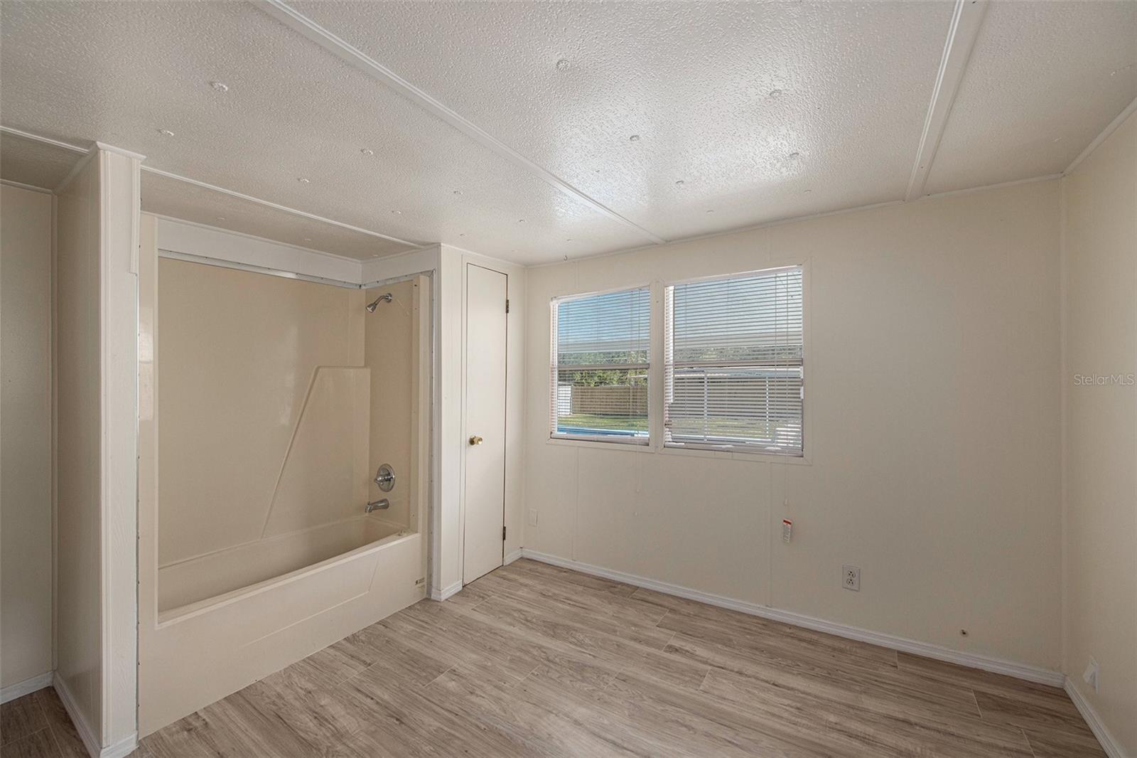 Image 16 of 49 For 4654 Ryals Road